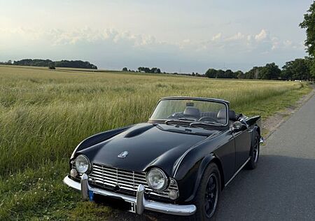 Triumph TR4