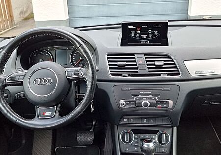 Audi Q3 2.0 TDI S tronic quattro sport