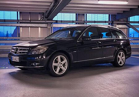Mercedes-Benz 220 C220CDI Kombi W204 Schwarz