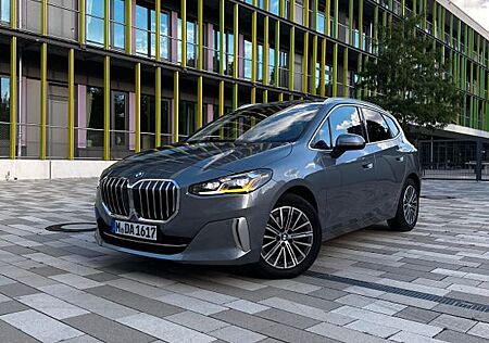BMW 2er 220 Active Tourer 220i Steptronic DCT -