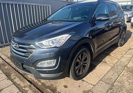 Hyundai Santa Fe 2.0 Premium 4WD*7 Sitzer*Leder*Panorama