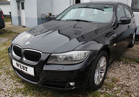 BMW 318i Aut. Navi Leder Xenon Panoramadach 121 Tkm.