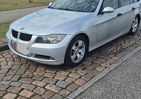 BMW 318d touring -
