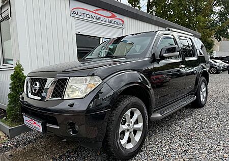 Nissan Pathfinder 2.5 dCi 4x4 LE Automatik "7-SITZER"