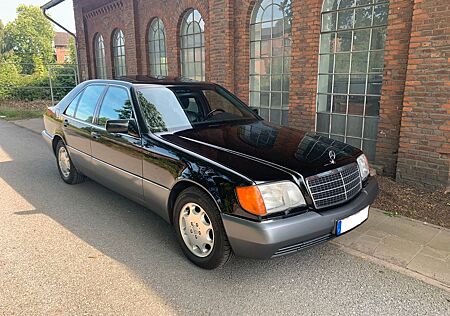 Mercedes-Benz 500 SE W140