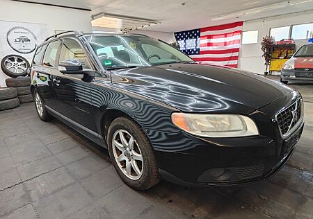 Volvo V70 Kombi D5 AWD Sitzheizung AHK Tempomat
