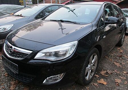 Opel Astra J Sports Tourer Edition