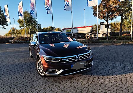 VW Passat Alltrack Volkswagen 2.0 TDI SCR 176kW DSG 4MOT A...