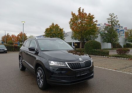 Skoda Karoq Clever 2,0 TDI DSG LED Navi SHZ AHK