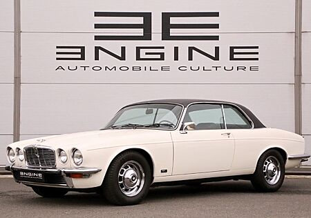 Jaguar XJ12