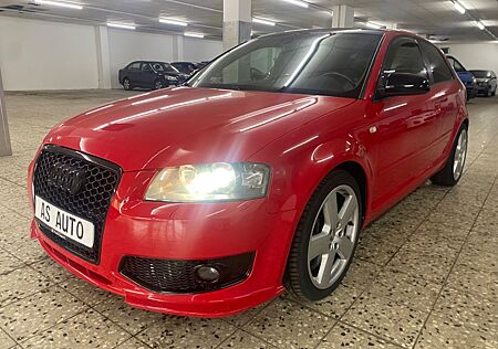 Audi A3 3.2 Ambition quattro Xenon Alcantara Navi