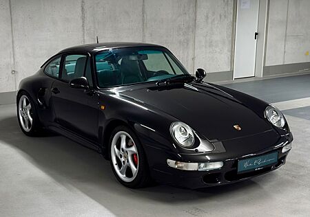 Porsche 993 CARRERA 4S mit Turbo S Lufteinlässen