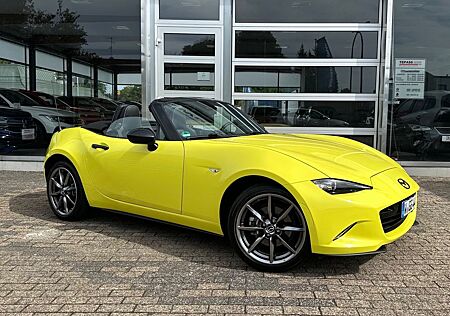 Mazda MX-5 2.0 SKYACTIV-G Selection Bose Recaro Kamera