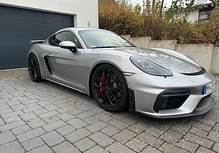 Porsche Cayman GT4 Clubsport, Vollschale