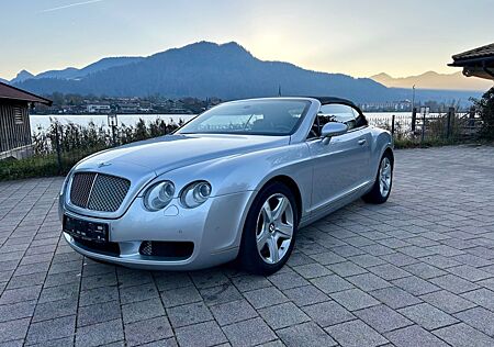 Bentley Continental GTC , Garantie möglich! Massage