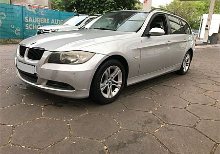 BMW 218 318