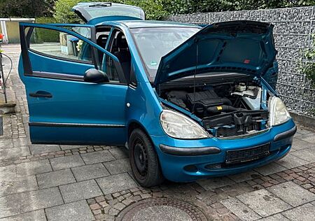 Mercedes-Benz A 140 AVANTGARDE, 2. Hand, MB Scheckheft