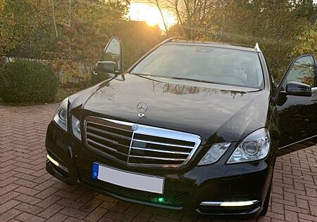 Mercedes-Benz E 350 CDI T BlueEFFICIENCY AVANTGARDE