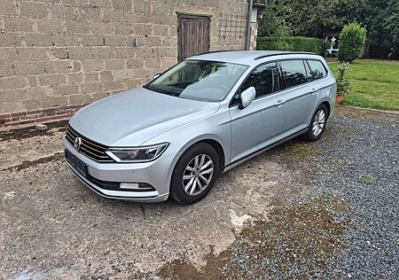 VW Passat Variant Volkswagen 2.0 TDI Trendline AHK Navi Klima