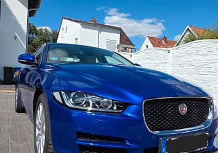 Jaguar XE 20t 200PS Prestige Automatik Prestige