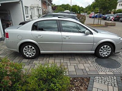 Opel Vectra 2.2 DIRECT Automatik -