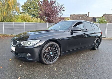 BMW 320d Touring Automatik Bi-Xenon Distronic HUD