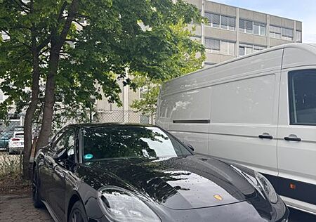 Porsche Panamera Turbo