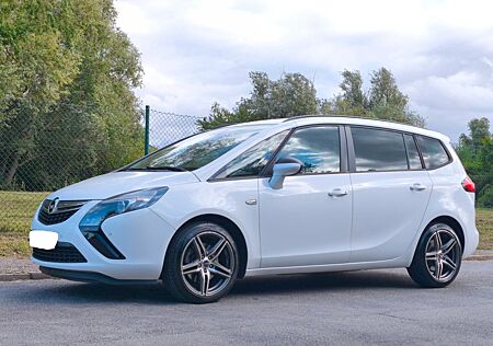 Opel Zafira Tourer 2.0CDTI Automatik Tempomat TÜV Neu