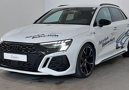 Audi RS3 RS 3 2.5 TFSI quattro Sportback Matrix-LED Magne