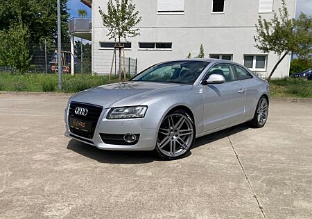 Audi A5 Coupe 3.2 FSI quattro Leder Xenon Erste Hand!
