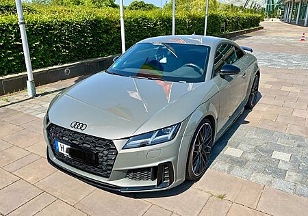 Audi TTS TFSI S tronic quattro Coupe -
