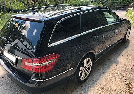 Mercedes-Benz E 250 CDI T AVANTGARDE Aut. Xenon Voll