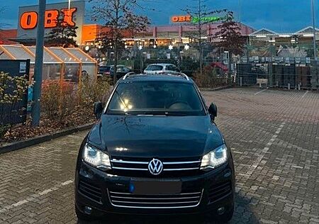 VW Touareg Volkswagen 3.0 V6 TDI Tiptr Edit X BMT Terrain ...