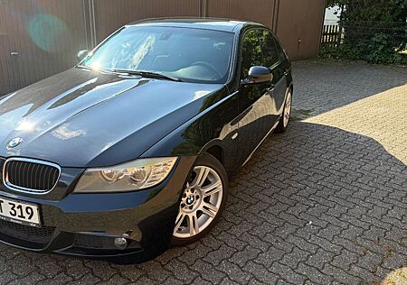 BMW 318i - M Sportpaket, Alpine Soundsystem, LED