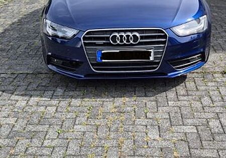 Audi A4 2.0 TDI 130kW quattro Attraction Attraction