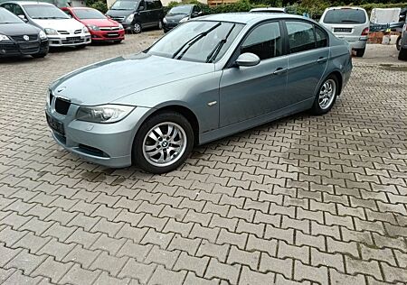 BMW 320i 320 Baureihe 3 Lim.
