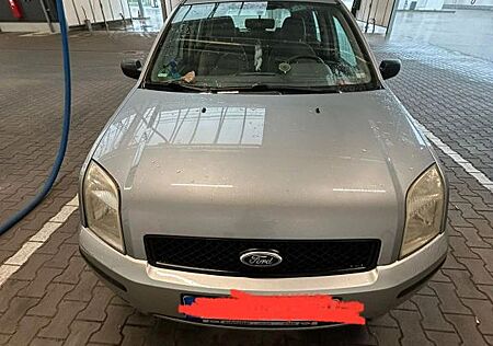 Ford Fusion 1,4 16V + +