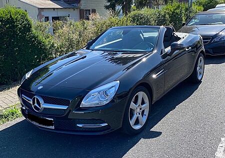 Mercedes-Benz SLK 200 -