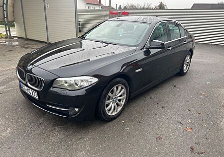 BMW 528i