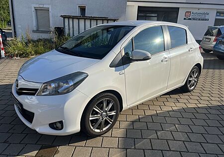 Toyota Yaris Club TUV NEU KAMERA KLIMA KM 121.000