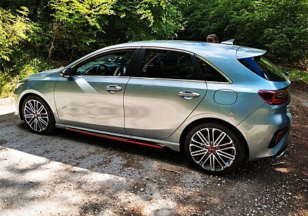 Kia Cee'd / Ceed 1.6 T-GDI DCT GT GT