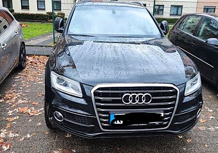 Audi Q5 3.0 TDI S tronic quattro -