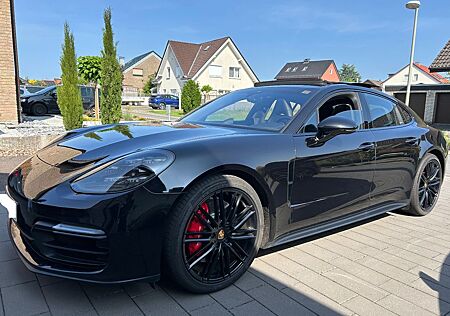 Porsche Panamera GTS