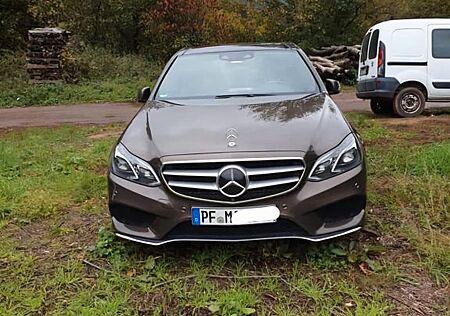Mercedes-Benz E 220 BlueTEC BE Edition AVANTG. Autom. Edit...