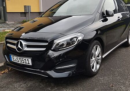 Mercedes-Benz B 200 Sondermodell SCORE! Autmatik, AHK schwenkb