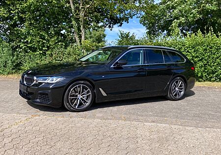BMW 530 d Touring Luxury Line Laserlicht Pano