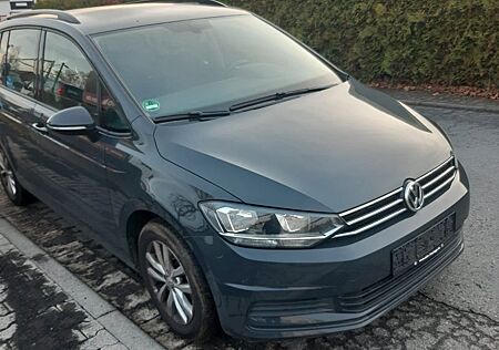 VW Touran Volkswagen Comfortline BMT/Start-Stopp