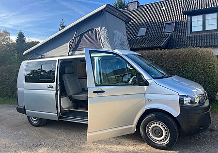 VW T5 Transporter Volkswagen Bulli Camper lang 6 Sitzplätze