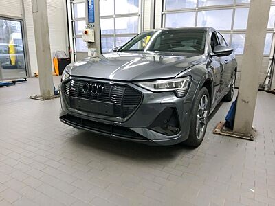Audi SPORTBACK*PANO*QUATTRO*S-LINE*LED*BLACK*HEADUP