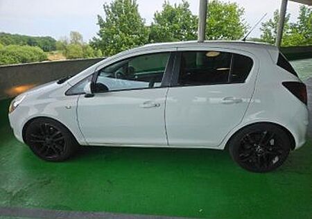 Opel Corsa 1.4 Color Edition 74kW Color Edition